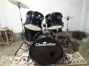 Black And White Chancellor Drum Set