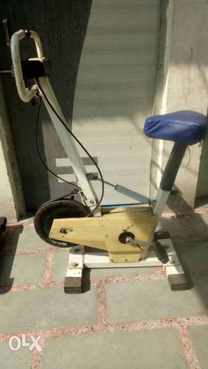 Exercise cycle good condition cosco company h