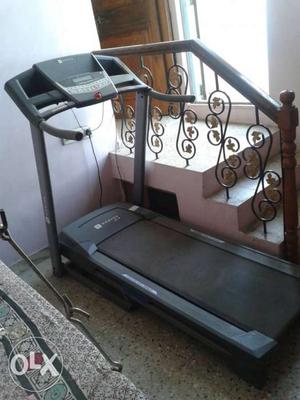 Good condition unsed domyos 5s treadmill