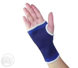 Hand wrist guard 2 pairs brand new