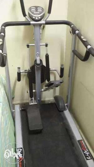 Mannual Tread Mill, Sparingly Used, One Year Old.