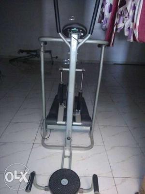 Manuali excersize machine sell krni h please