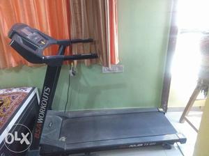 This treadmill is in perfect condition. It works and