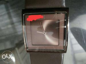 2 days old new condition watch color is brown