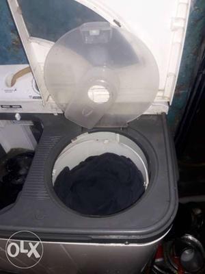 Black All-in-one Portable Washer And Dryer