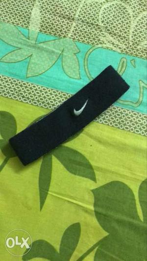 Black Nike Headband