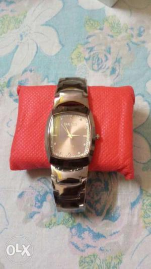 Brand new men watches contact six