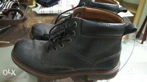 Lee cooper..size 8...two month old..used