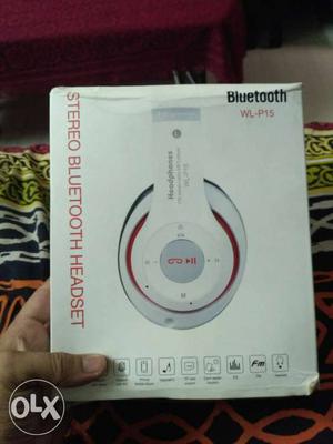 White And Red Stereo Bluetooth Headset Box