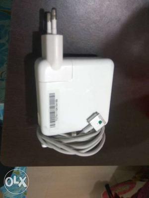 White Magsafe Adapter