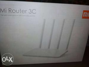 White Xiaomi Mi Router 3C Box