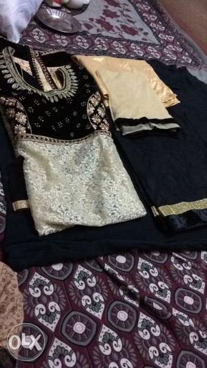 Women's Black And White Abaya Traditional Dress