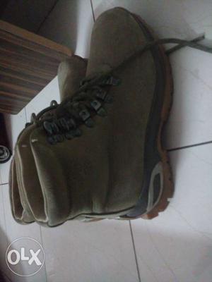 Woodland boots for ladies...size 5