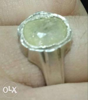 Yellow sapphire (pokhraj) in silver (chandi)22