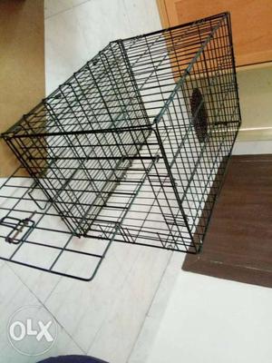 Dog cage for sale. 30 inch length. 21 inch