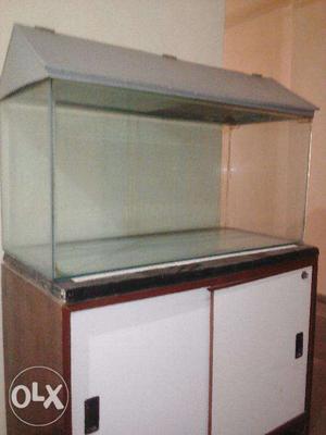 Fish Tank with Shade (36" L X 18"H X 15"D)
