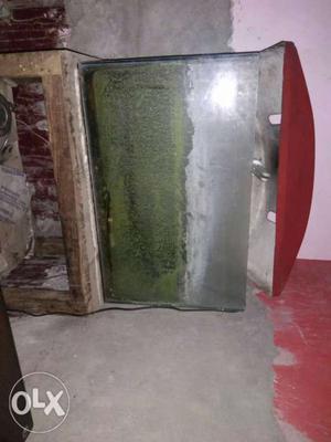 Fish tank with filter very good condition