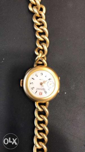 Antique ladies gold watch weighing 47 grams gold