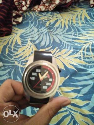 Want to sell my fastrack watch.. 1 year old