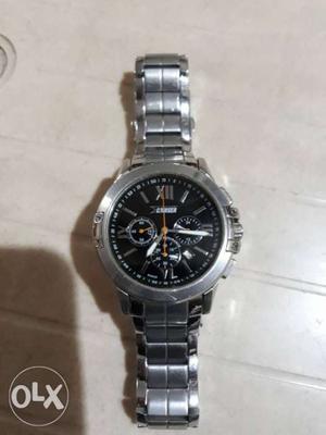 Wrist watch,good condition,cell-