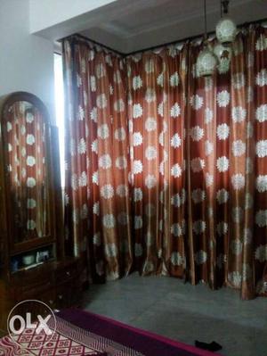 10 piece curtains in a very reasonable price...