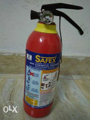Red Safex Fire Extinguisher 1 KGS Good working condn
