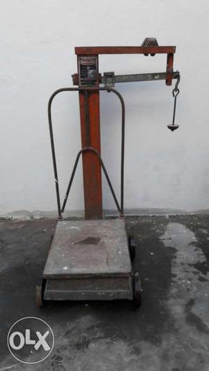 Weighing scale in good condition. price negotiable