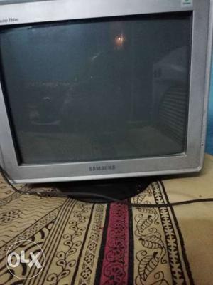 Samsung CRT 15`` monitor in working condition