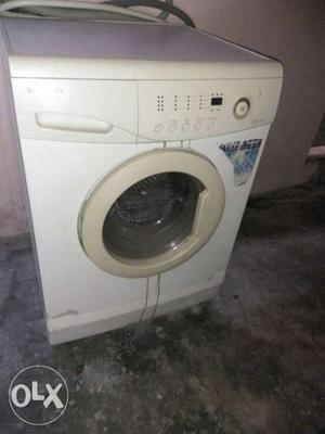 Washing machine, Good working conditions...