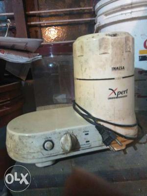 White Inalsa Xpert Mixer Grinder
