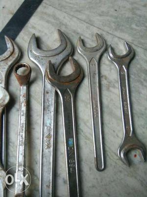 Gray Wrench Set