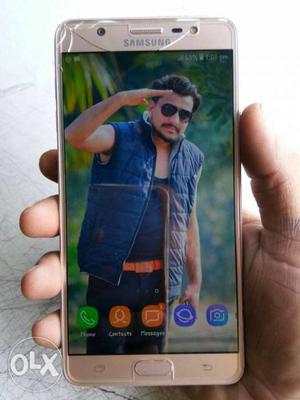 I want to sell Samsung Galaxy j7 Max 7 month Old