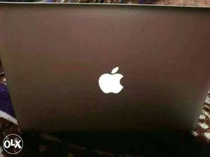 MacBook Pro, Mid gb ram, 4gb rom...