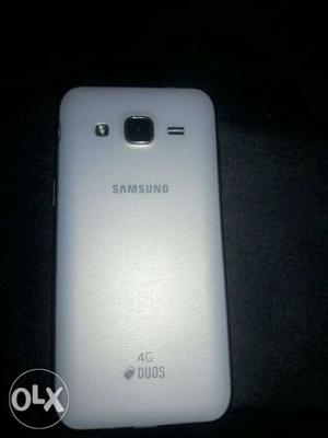 Sumsung j2 phone good condition