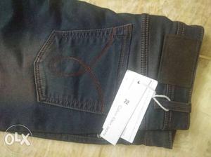 Jeans 32 west, brand new.