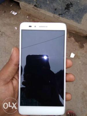 7 months old honor 5x for sale 2gb/16gb mobile is