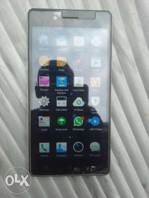 Good condition 1gb ram 16 rom 8/5 camera 11month