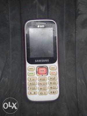 Samsung phone with music 2 month old urgent sell