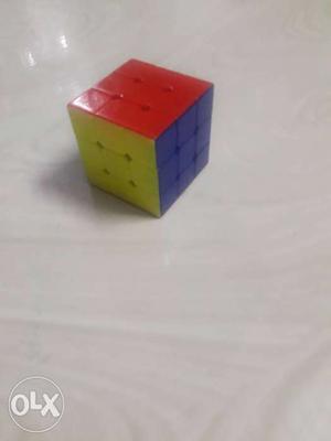 3×3×3 rubix cube in very smooth condition