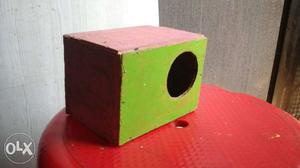 Bird cage egg box Green And Brown Wooden Box