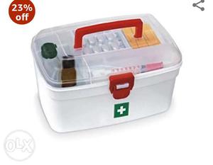 Brand new miltton medical box 100/-only