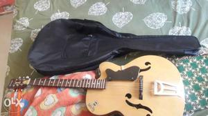 Brown Jazz Guitar With Case