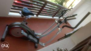 Elliptical cross trainer in good condition with