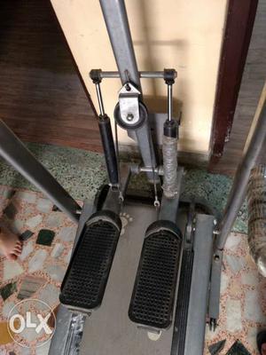Three in one Treadmill manual price negotiable