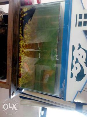 Fish tank.. negotiable.. good condition.. urgently sell..