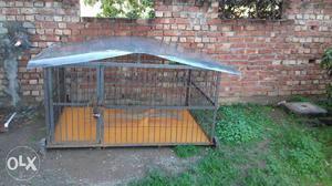 Metal dogs cage bilkul new with tyres