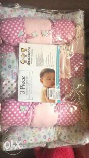 Baby's Pink And White 3-piece Mat Set