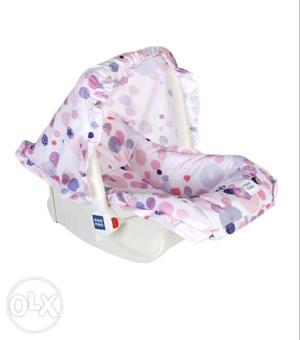 Mee Mee baby carry cot with 5 in 1 functions of a