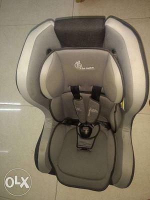 R for rabbit new car seat. used only on few