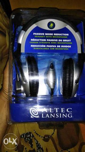 Altec Lansing sealed pack headphone with noise